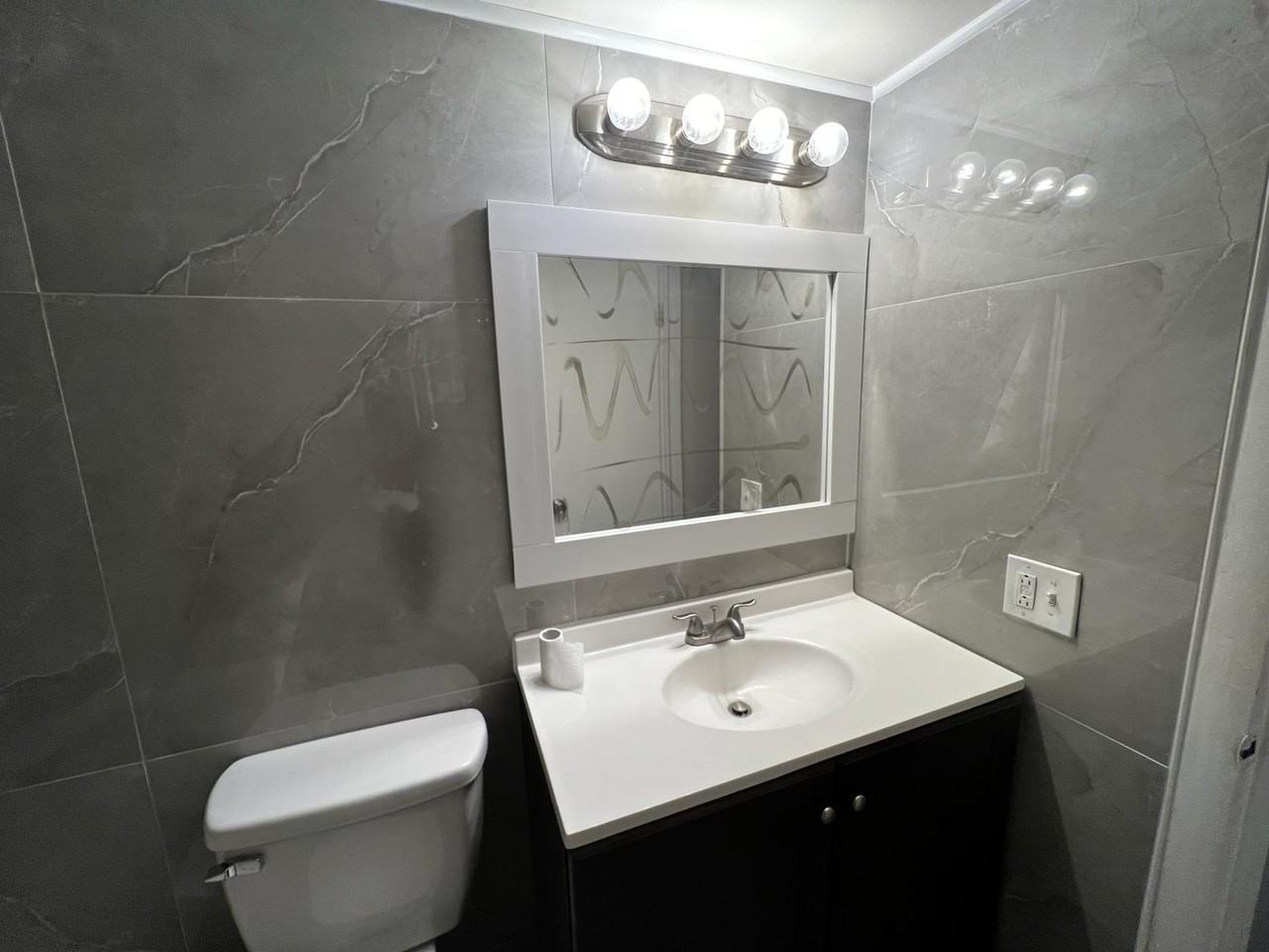 1030 Park Drive - Photo 3 of 23