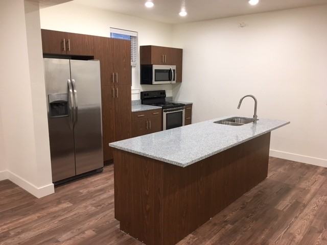 670 East 700 North - Photo 3 of 17