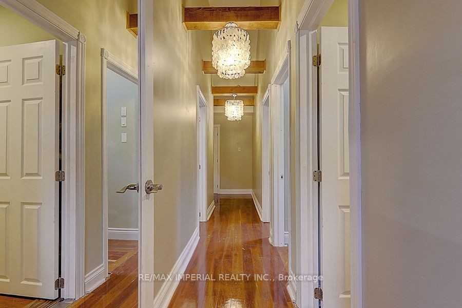 222 Wilfred Avenue #Main - Photo 2 of 18