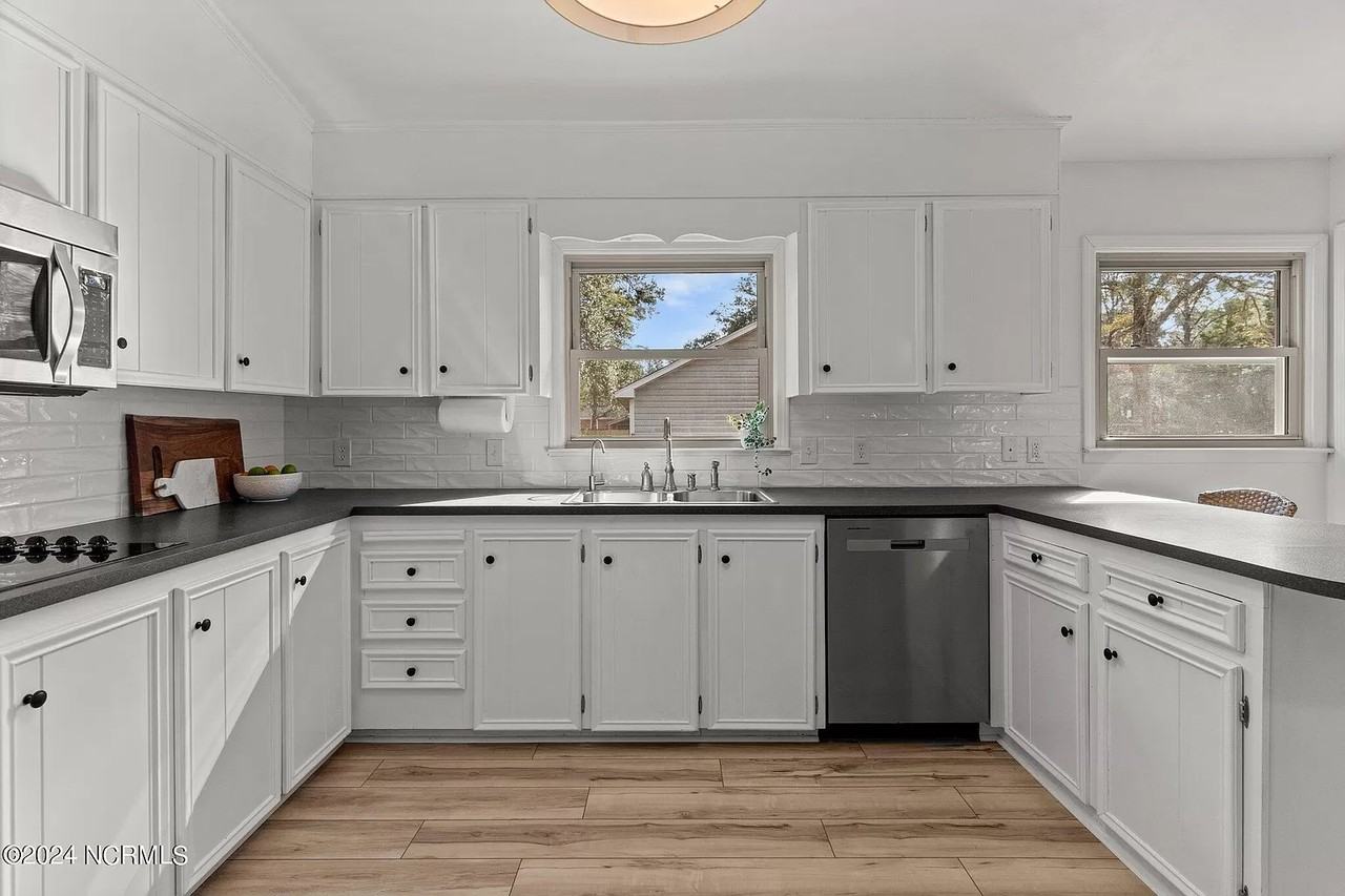 308 Stuart Ave #NA - Photo 4 of 16