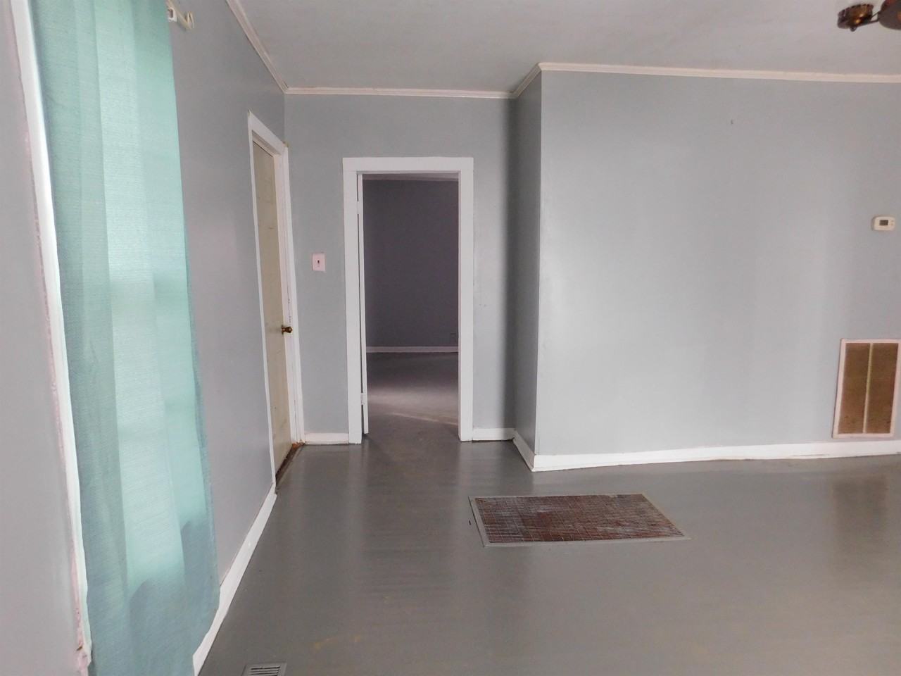 1402 Broad St #1 - Photo 6 of 12