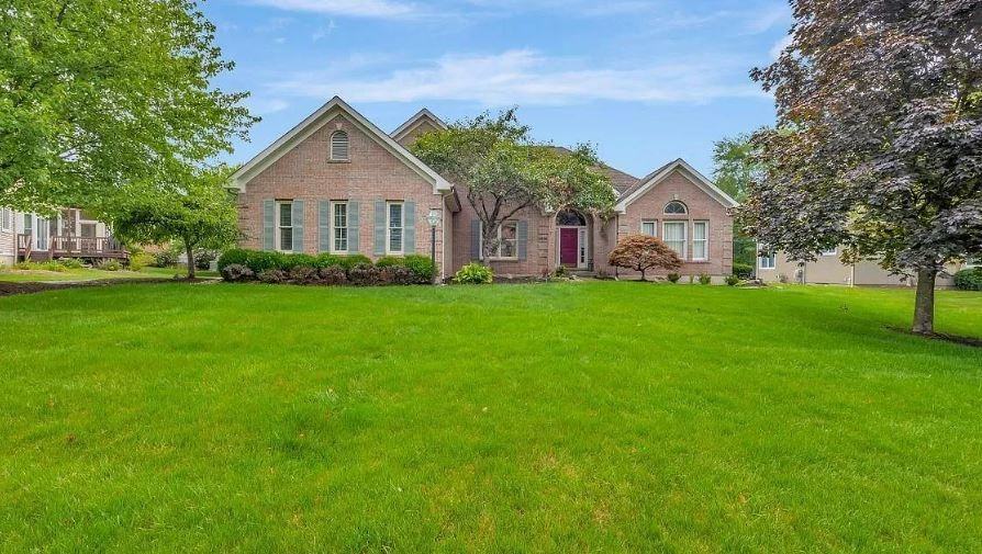 9696 Carriage Run Ct NA, Loveland, OH 45140 4 Bedroom House for 4,499