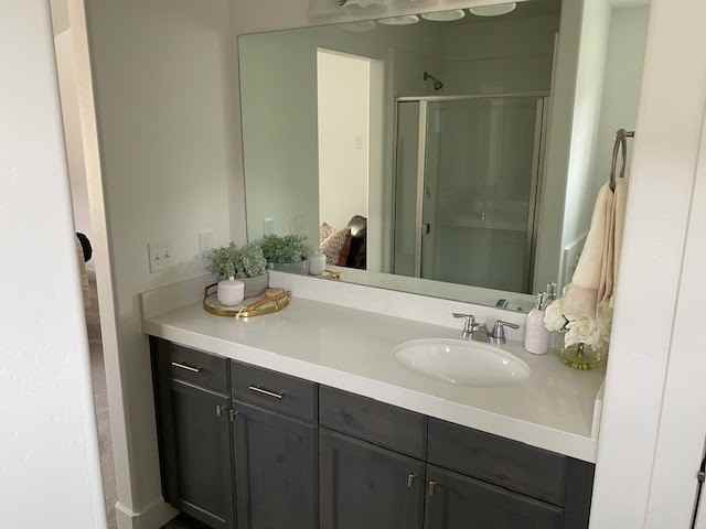 N Silver Spring Way - Photo 5 of 11