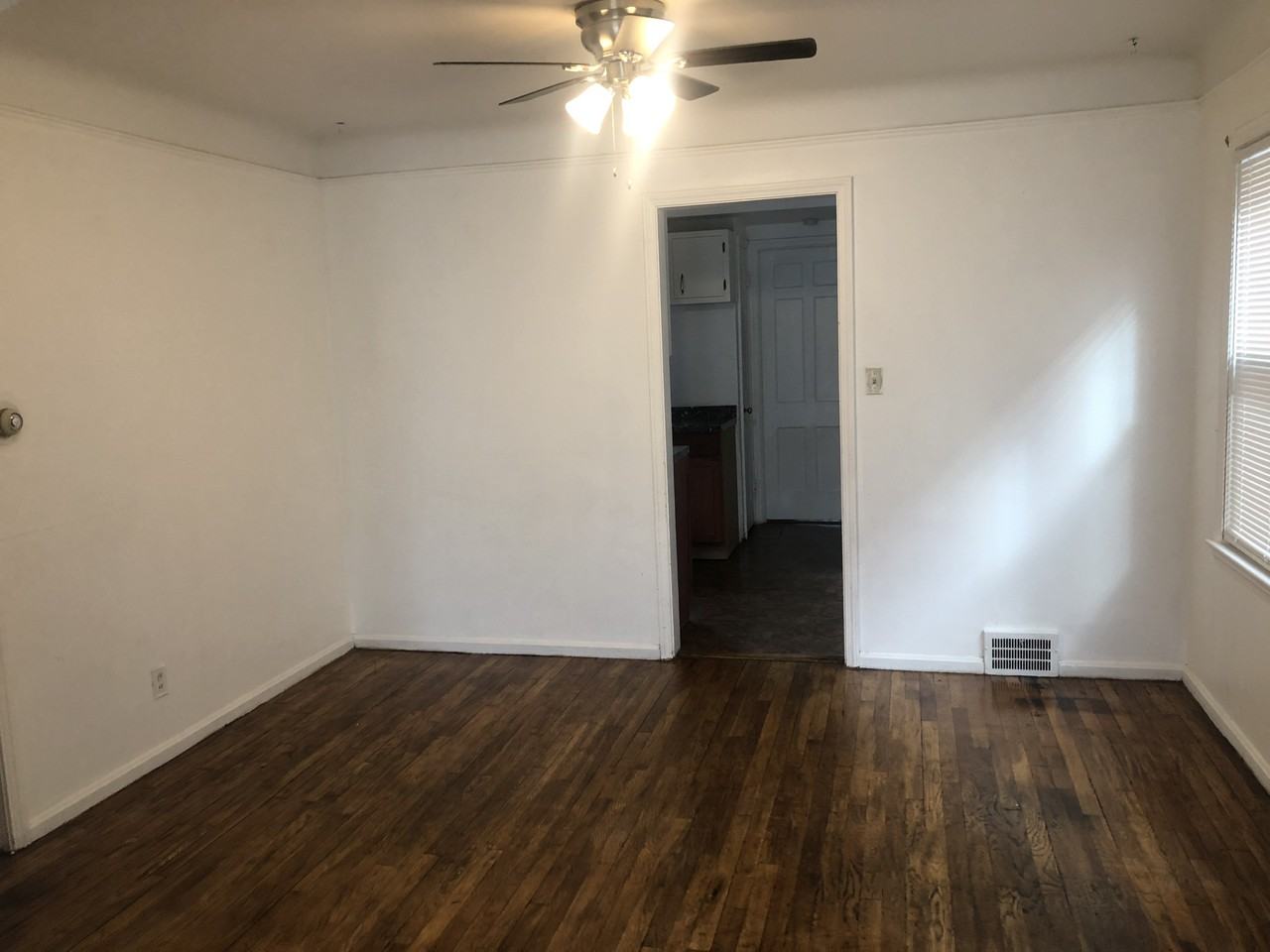13589 Cedar Rd - Photo 2 of 9