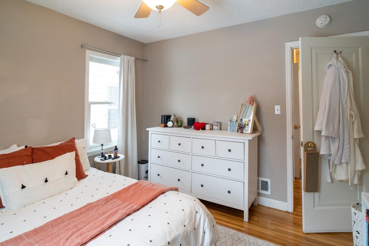 2917 Hampshire Ave S #NA - Photo 7 of 21