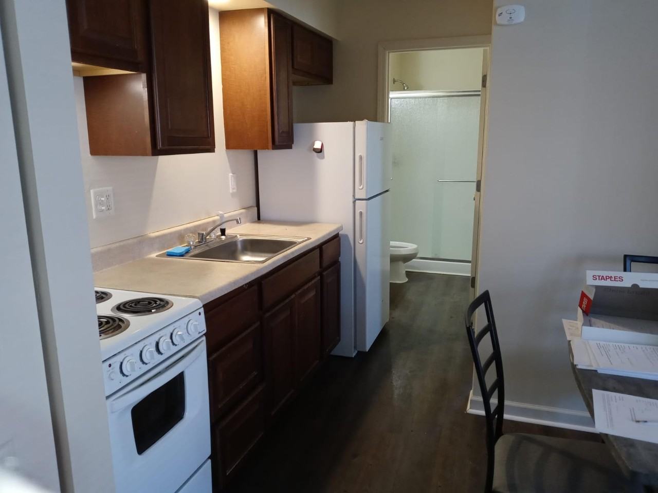 208 Perry St #10 - Photo 4 of 10