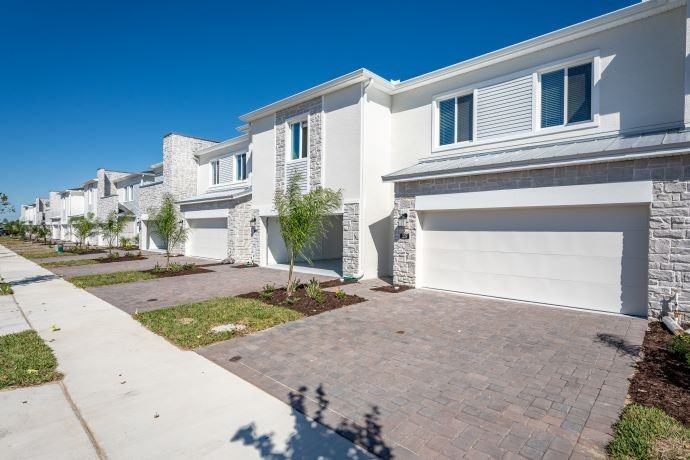 286 Bogey Dr #1 - Photo 2 of 18
