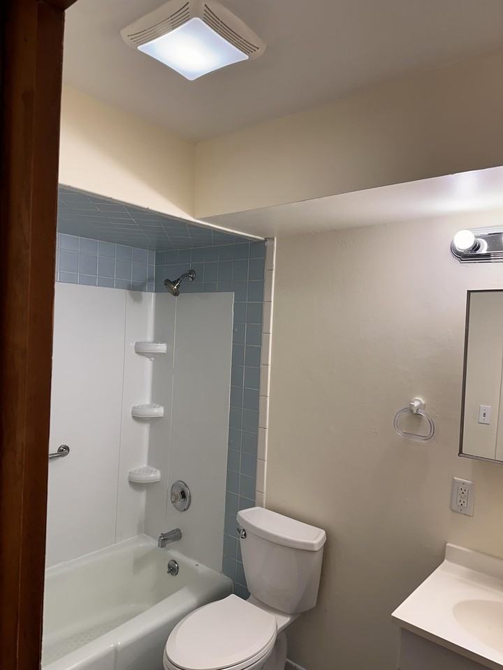226 226 Main StreetUnit A #A - Photo 2 of 4