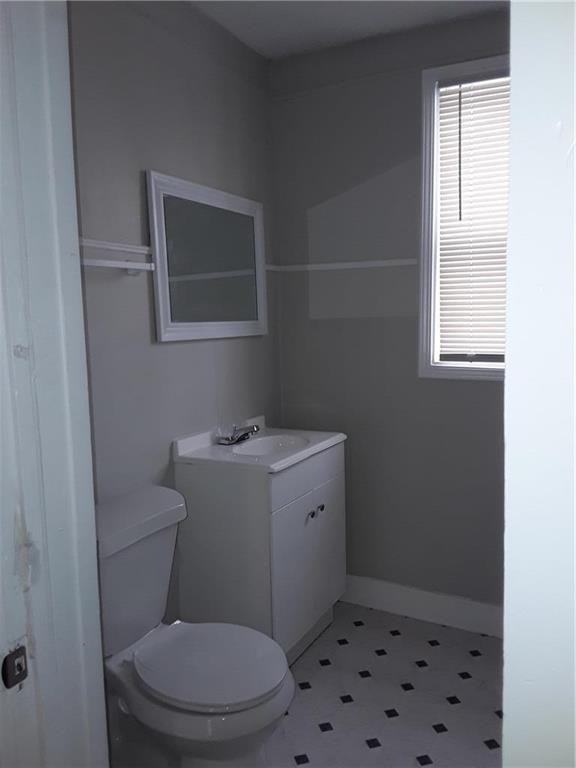 303 White Ave #2 - Photo 5 of 10