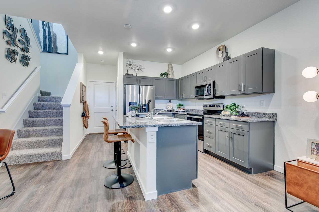 1426 Altura Blvd, Aurora, CO 80011 3 Bedroom Apartment for Rent