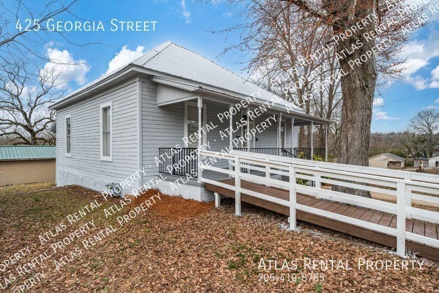 425 Georgia St - Photo 2 of 24