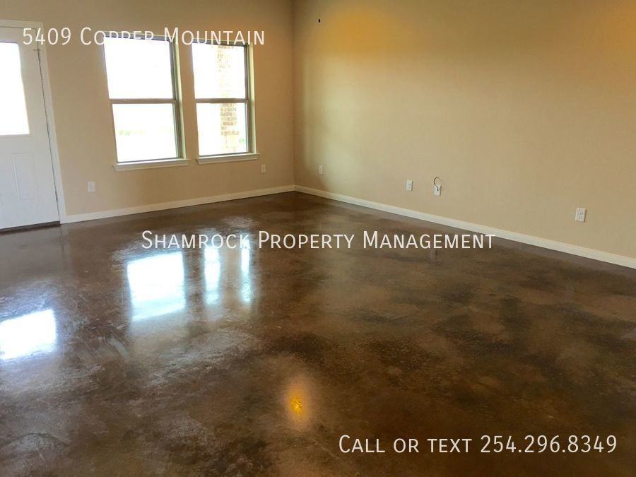 5409 Copper Mtn - Photo 3 of 7