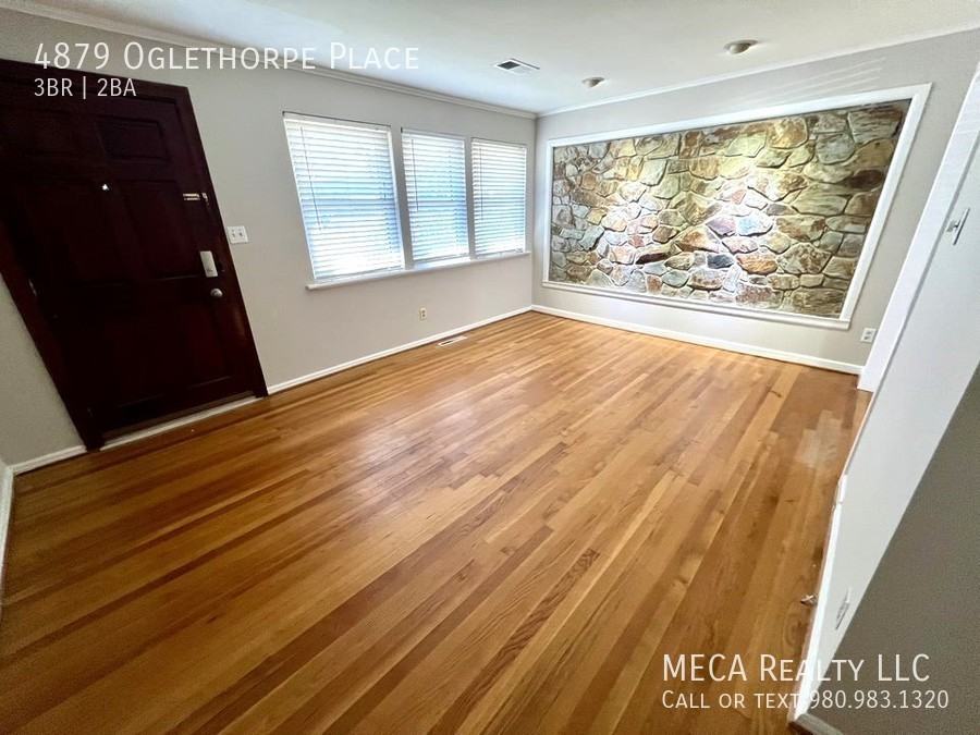 4879 Oglethorpe Pl - Photo 2 of 15
