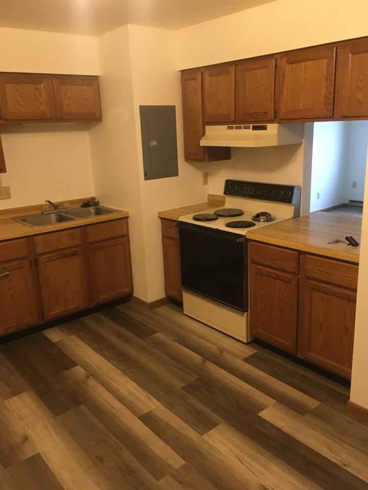 180 N Freeman Dr #5 - Photo 7 of 12
