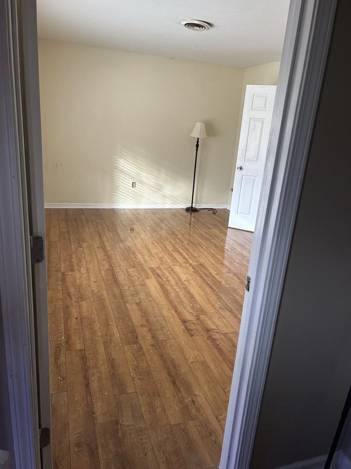 6235 Hinchcliff Road #NA - Photo 6 of 14