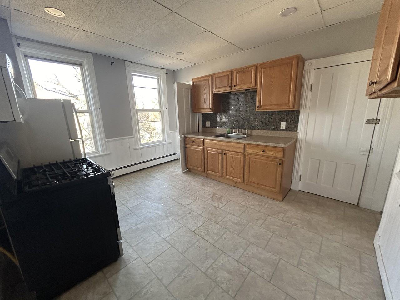 78 Continental Ave #2 - Photo 6 of 30