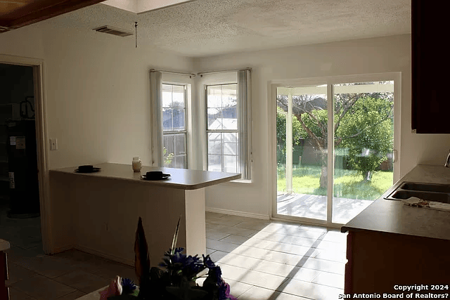 5210 Erickson Bluff - Photo 3 of 9