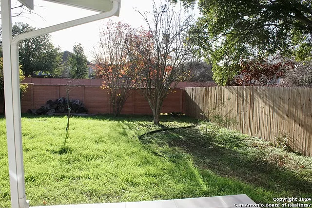 5210 Erickson Bluff - Photo 7 of 9