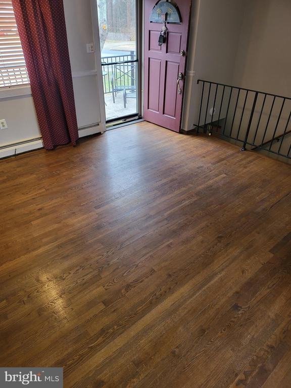 14216 Essex Dr - Photo 2 of 14