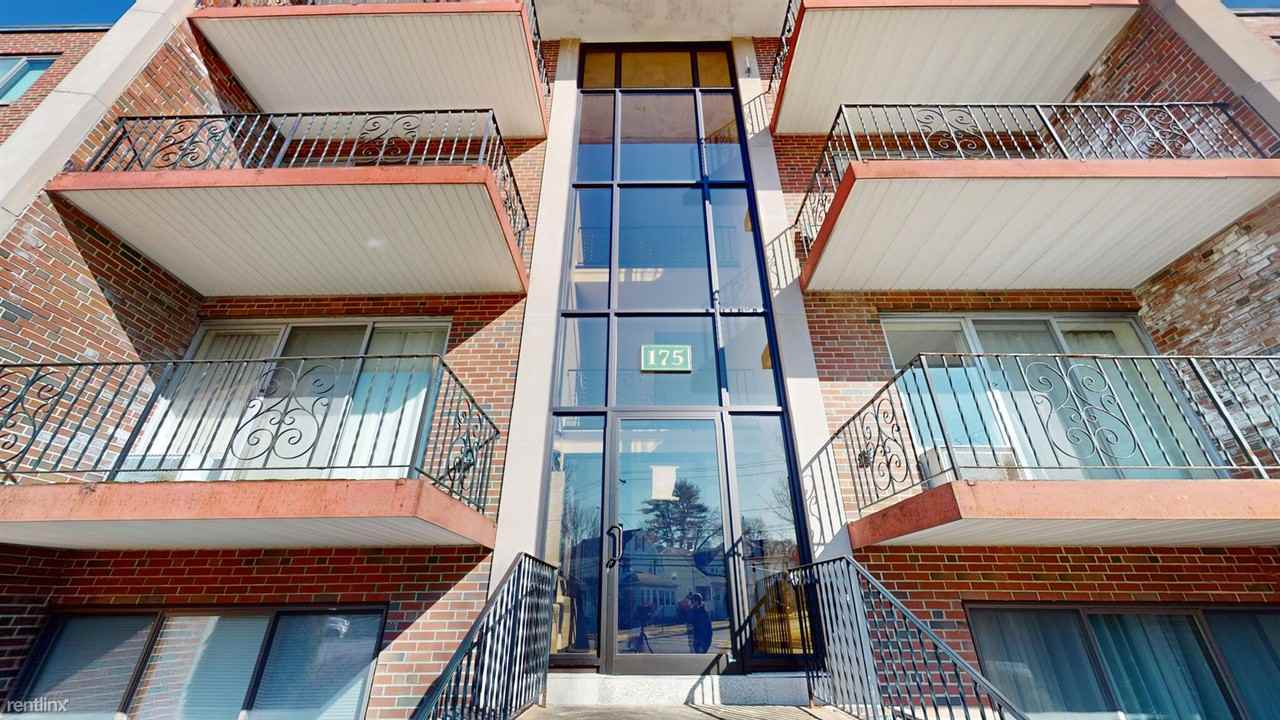 172 W Wyoming Ave #38 - Photo 2 of 18