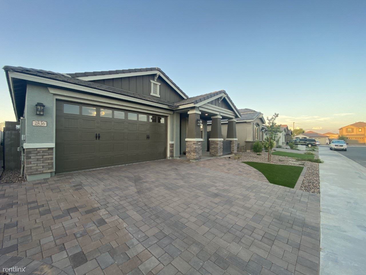 2836 W Lyman Dr - Photo 3 of 30