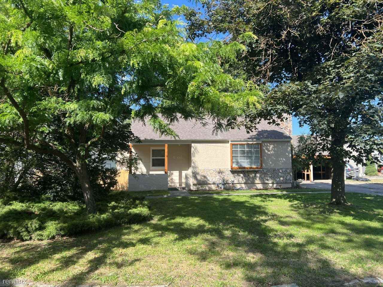 211 E Nordin Ave - Photo 2 of 20