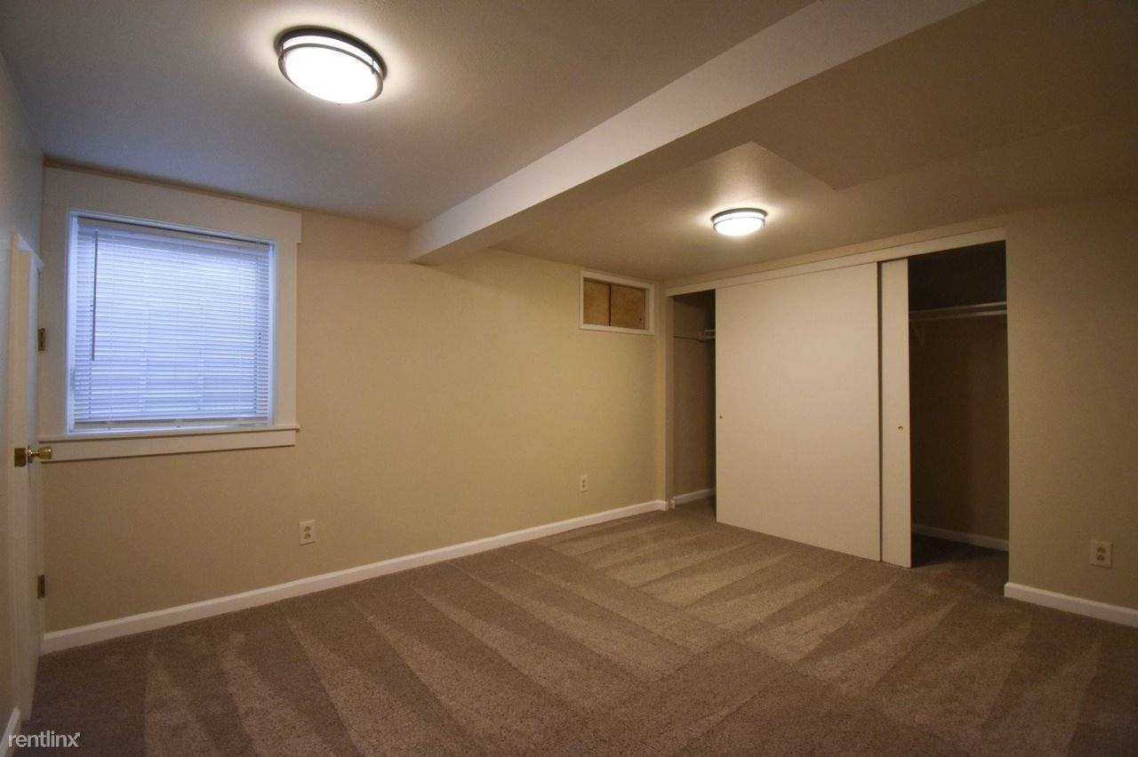 211 E Nordin Ave - Photo 3 of 20