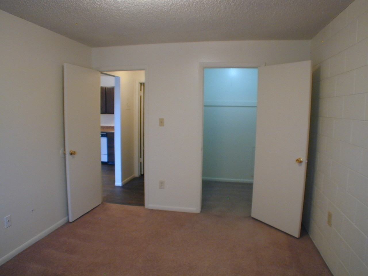 Hilltop - Photo 7 of 18