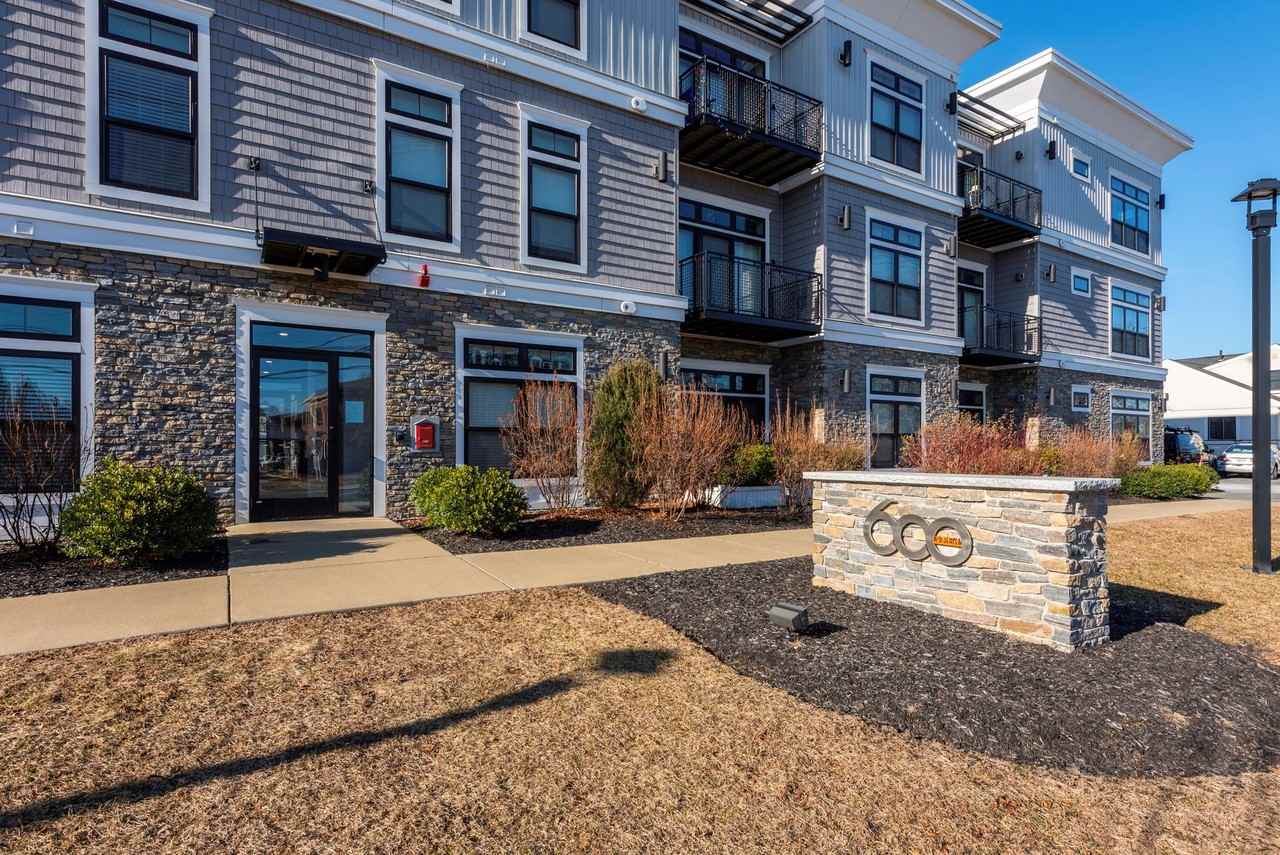 598-600 North - Photo 3 of 14