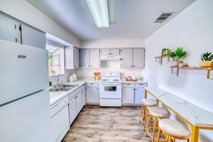 featured image of 5353 S Jones Blvd