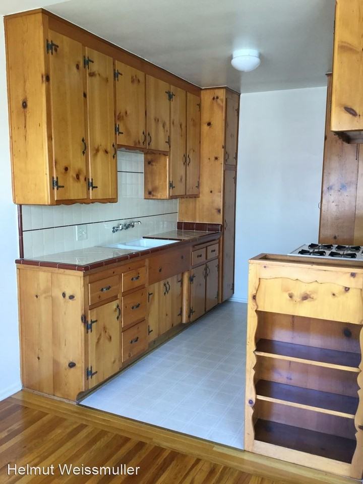 4464 Hazeltine Ave - Photo 3 of 7