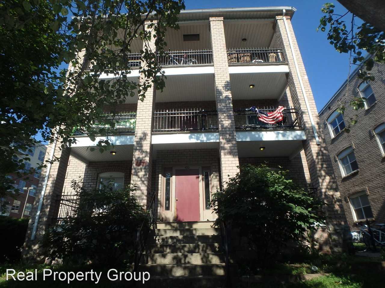 402 S Ninth St. - Photo 2 of 19