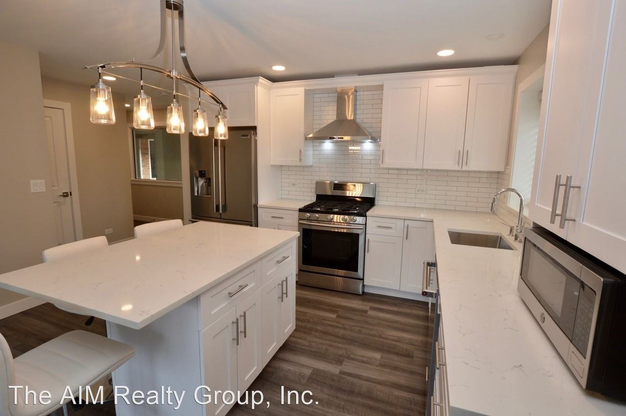 577 Pennsylvania Ave - Photo 2 of 20