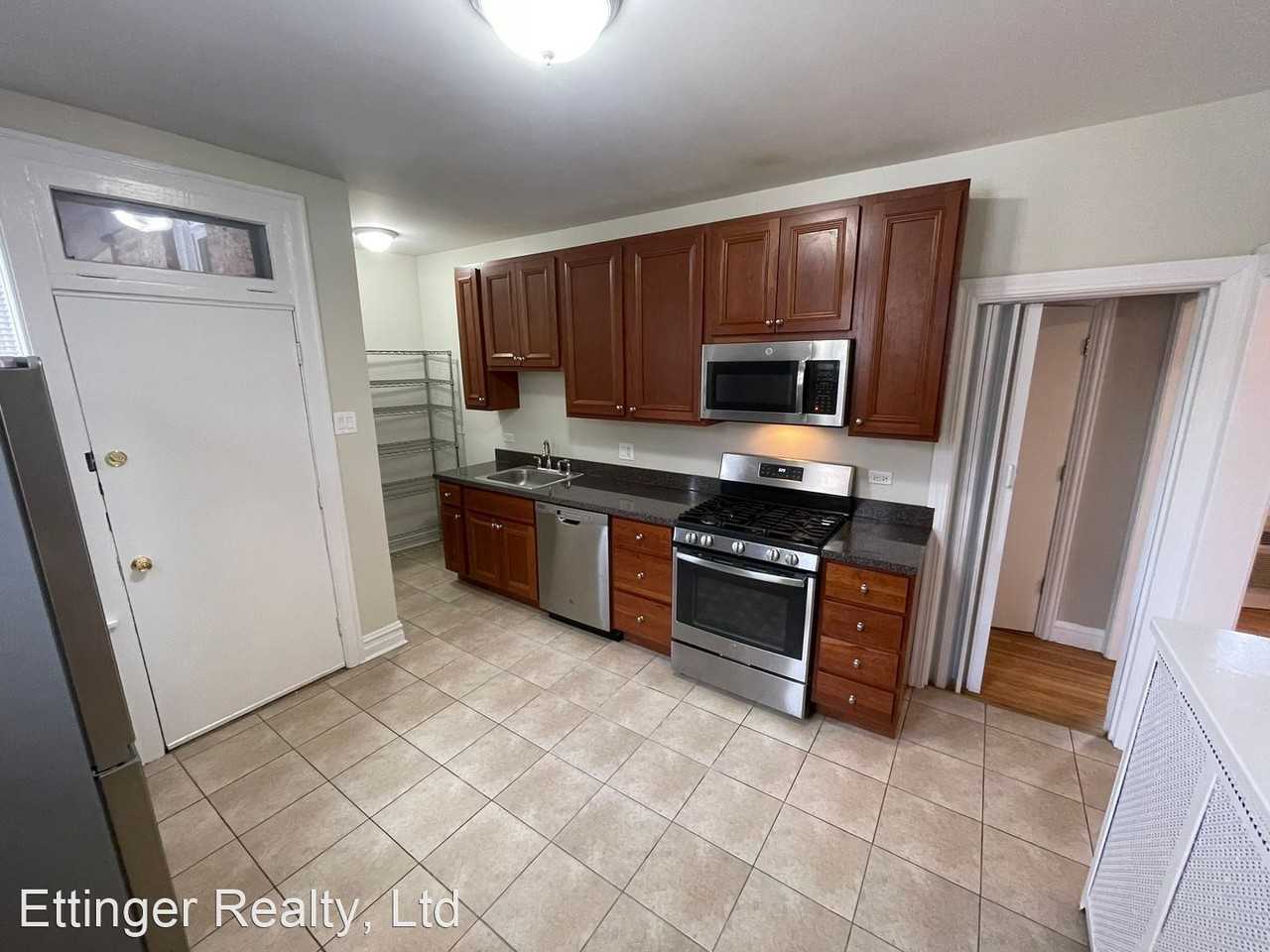 822 E. 52nd St. - Photo 3 of 10