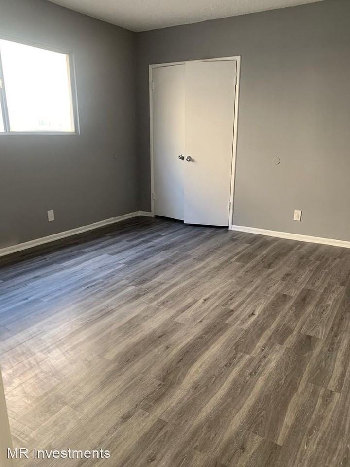6033 Hazelhurst Street - Photo 2 of 4