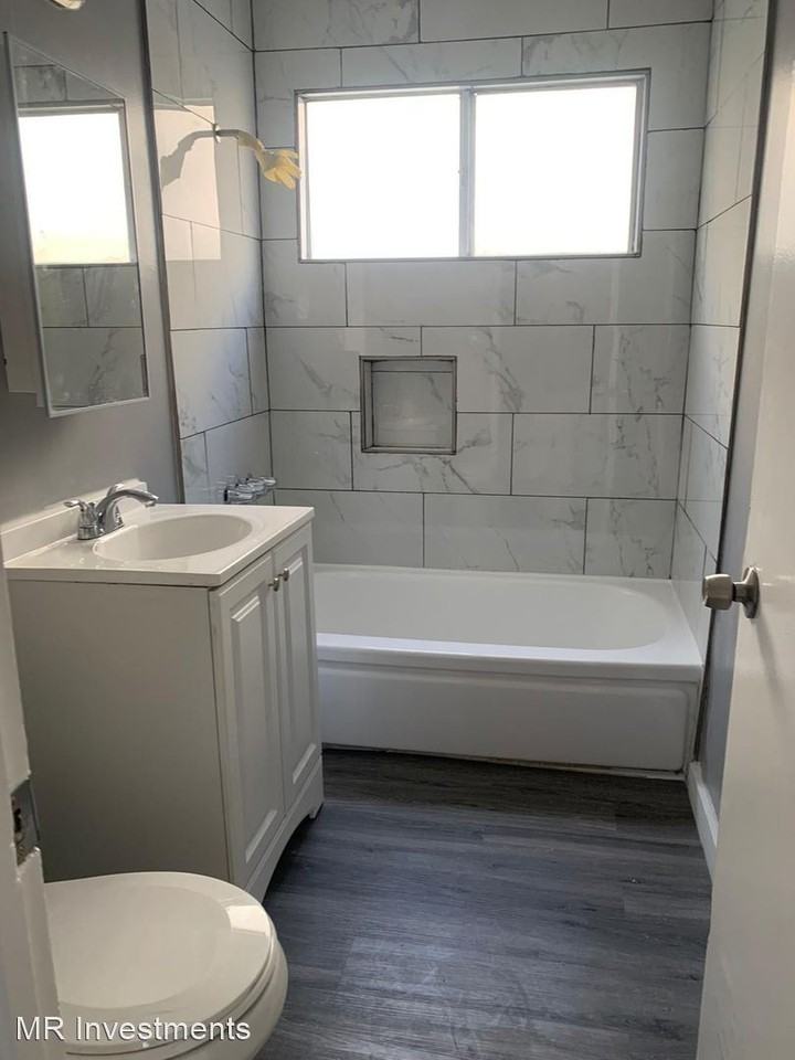 6033 Hazelhurst Street - Photo 3 of 4
