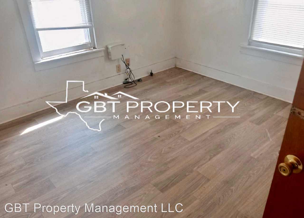 306 Campbell Ave - Photo 3 of 6