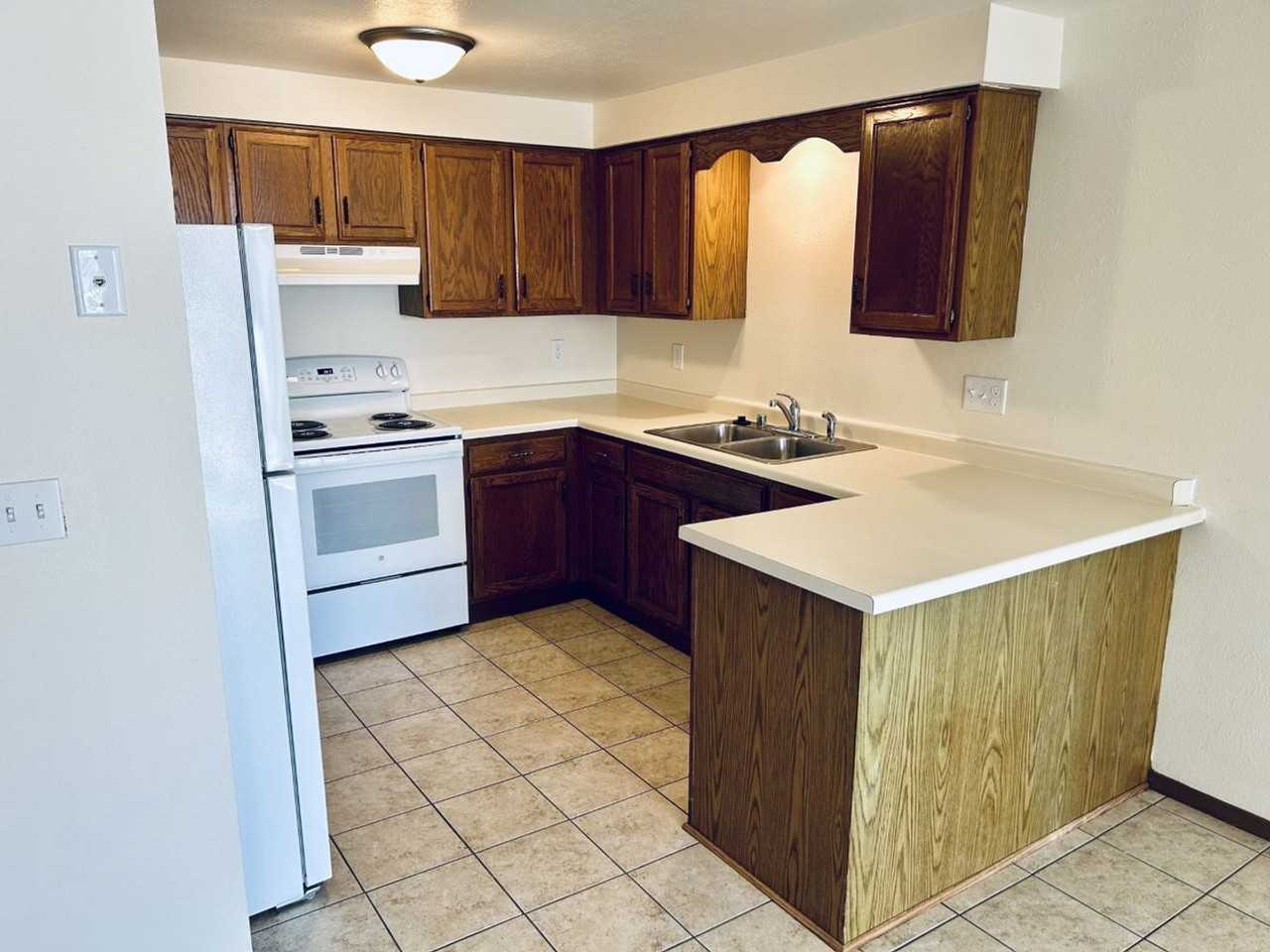 Ashview Terrace - Photo 6 of 29