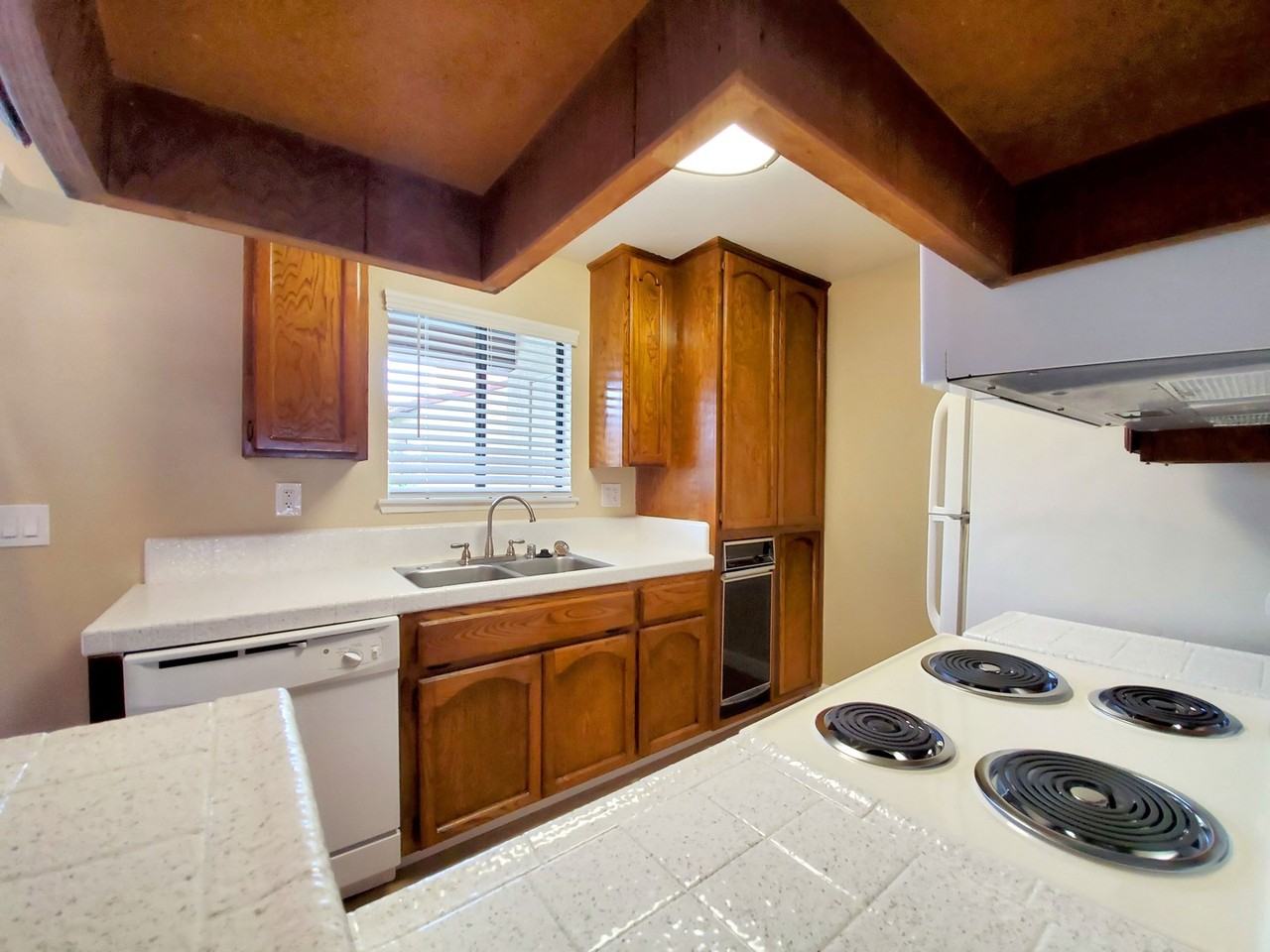 Ballantyne Villas - Photo 4 of 30