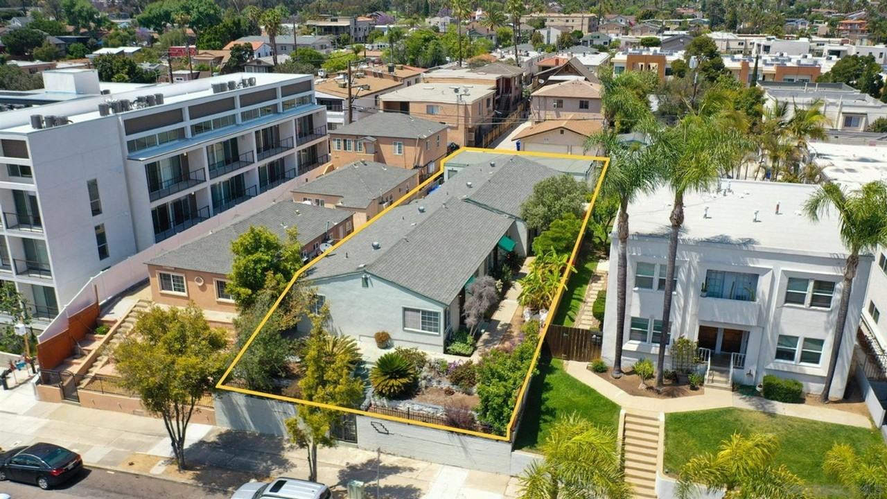 Broadway Lofts - Photo 4 of 10