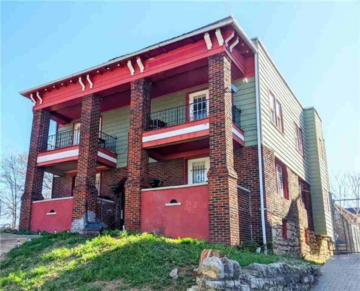 2617 Benton Blvd - Photo 2 of 20