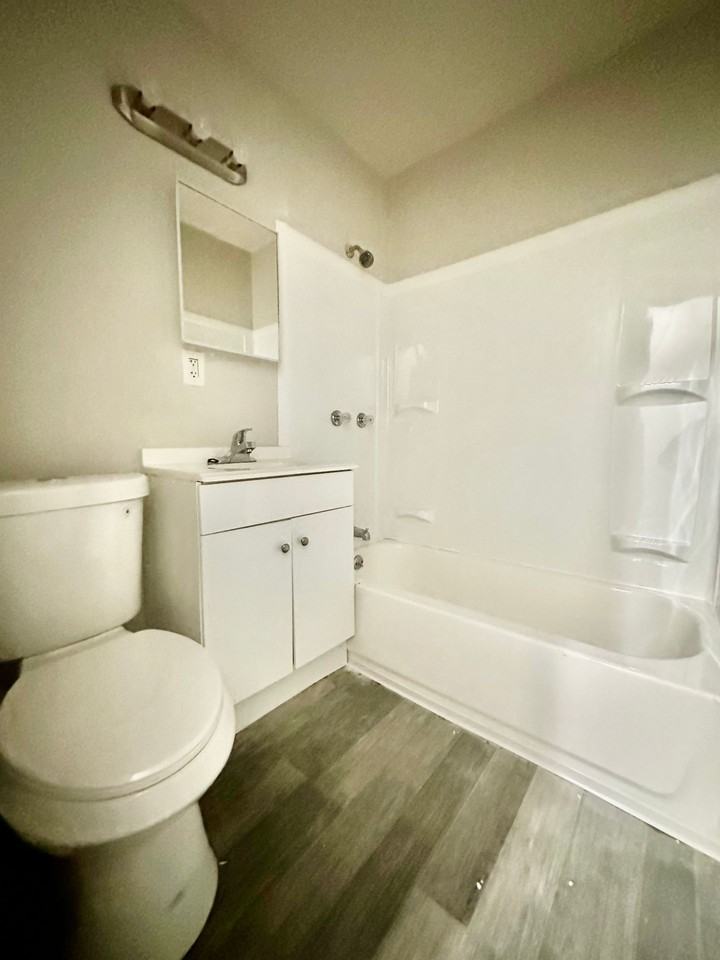 2617 Benton Blvd - Photo 4 of 20