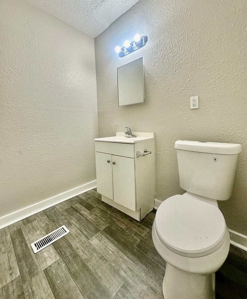 2617 Benton Blvd - Photo 5 of 20