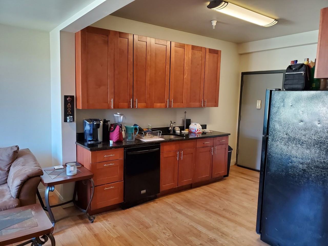 811 Madison Avenue - Photo 6 of 10