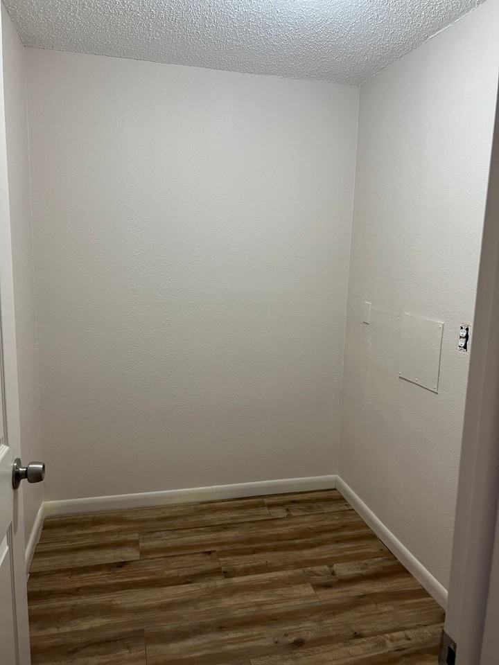 1412 SE 8th Ter x - Photo 6 of 17