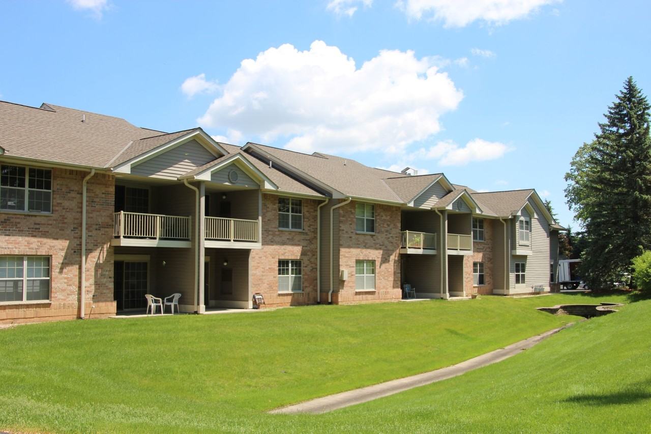 The Woods Apartments - Photo 4 of 7