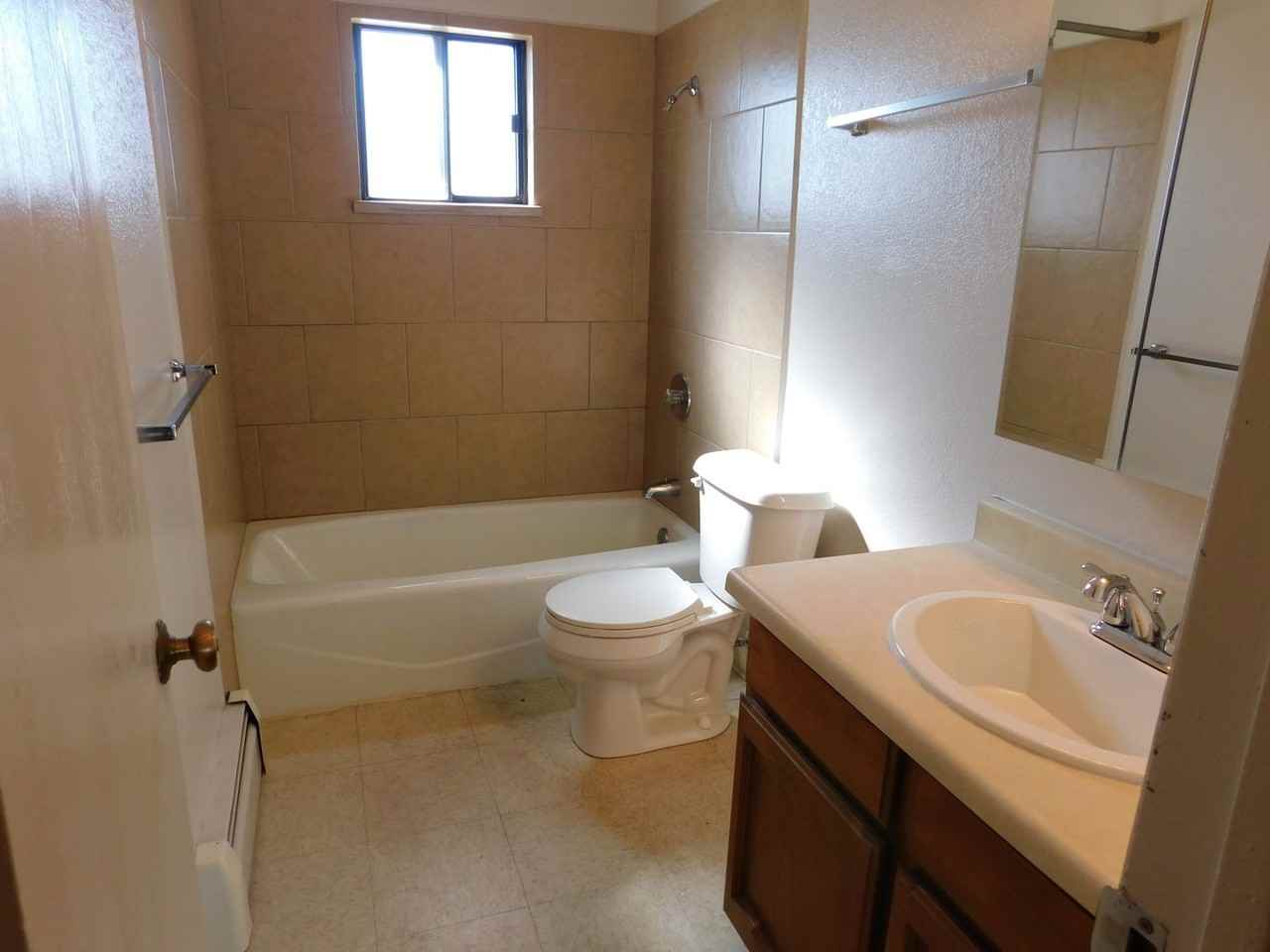 1302 Glenwood Ave - Photo 7 of 7