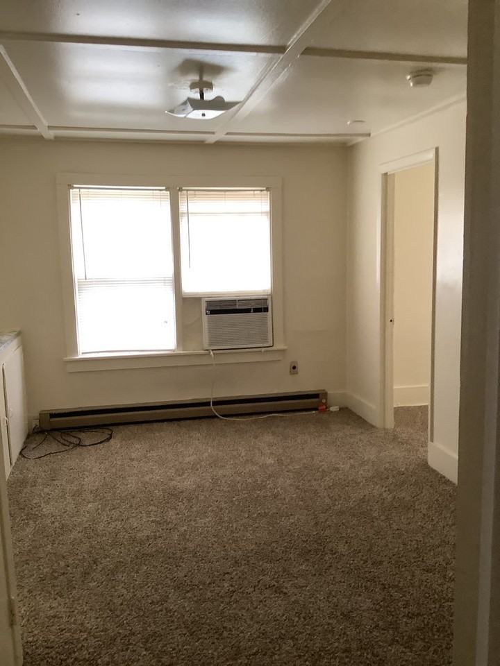 111 South 1st Street - Photo 3 of 5