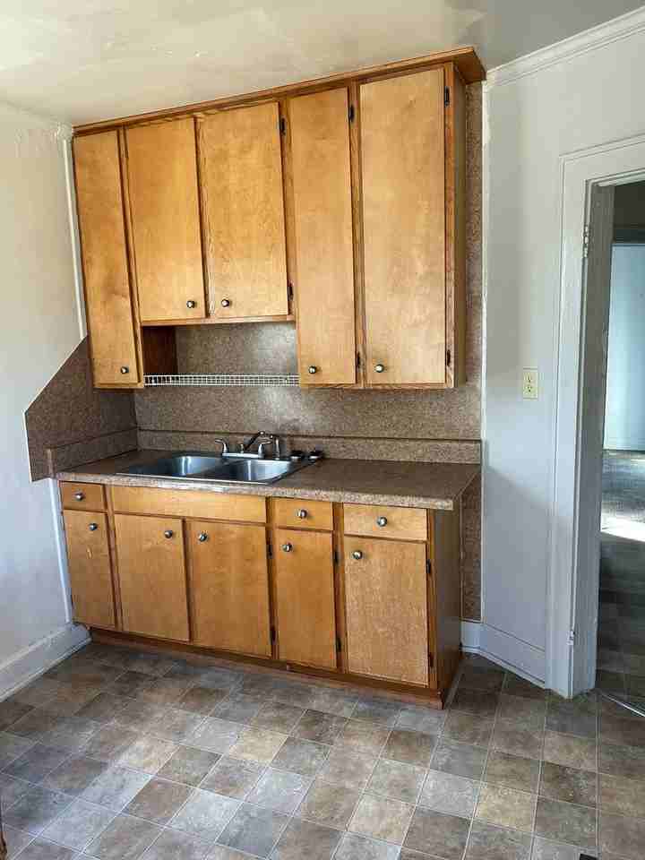 208 Loring Drive - Photo 3 of 7