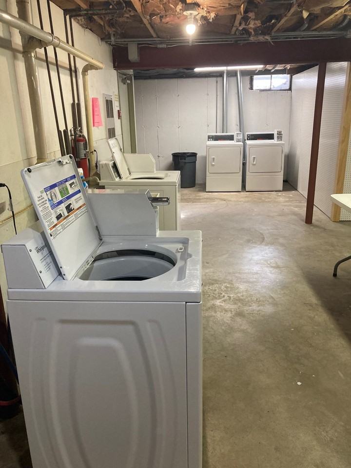 417 N Elizabeth LLC - Photo 4 of 9